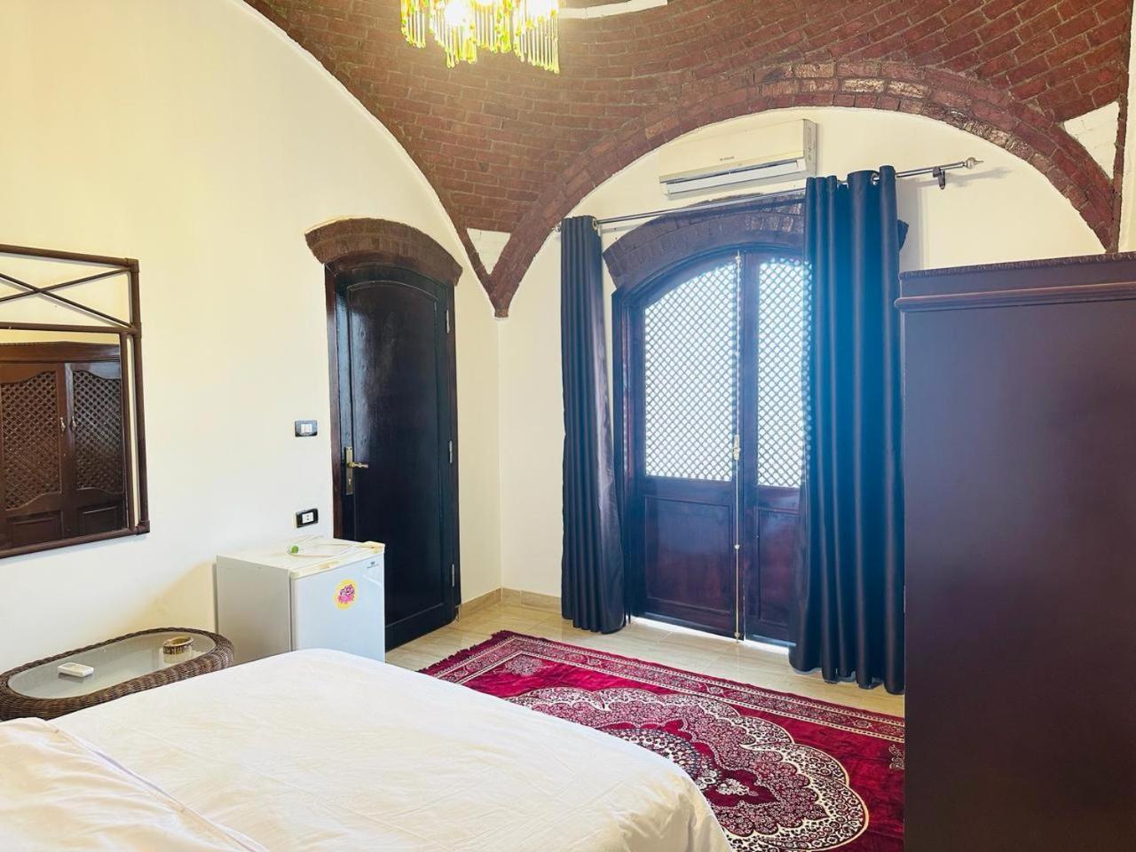 Villa Giulio Luxor Guest House Exterior photo